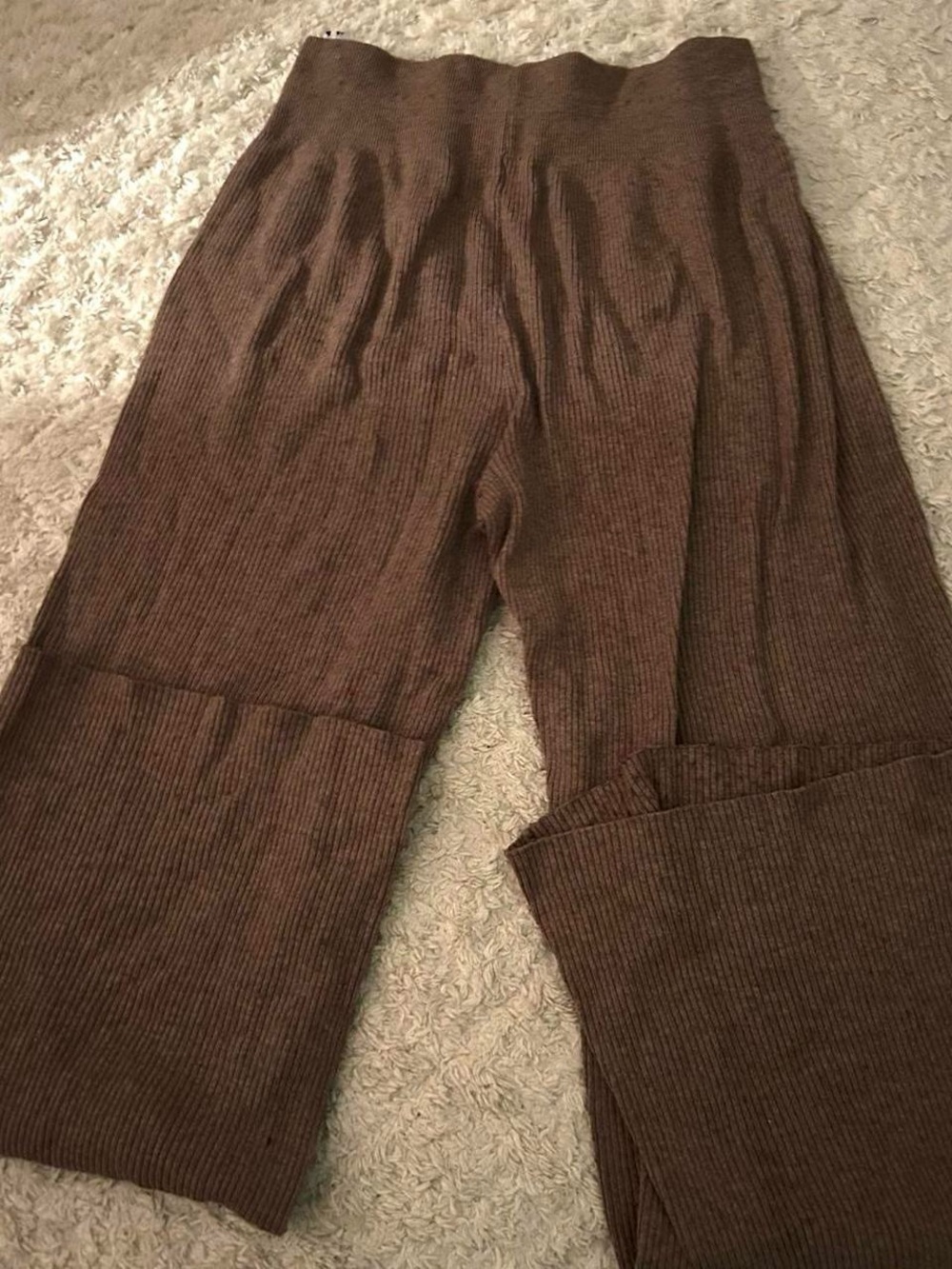 Ribbed Wide-Leg Knit Pants in Brown